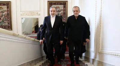 روایت عراقچی از بازدید سرزده پزشکیان از دستگاه دیپلماسی