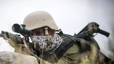 آماده باش تکاوران ارتش در سواحل جنوبی ایران + تصاویر 