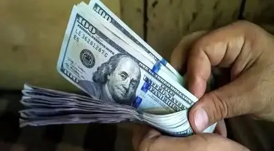 پیش‌بینی قیمت دلار در ۲۳ مهر ۱۴۰۴؛ عقب‌نشینی در سایه سیگنال‌های سیاسی