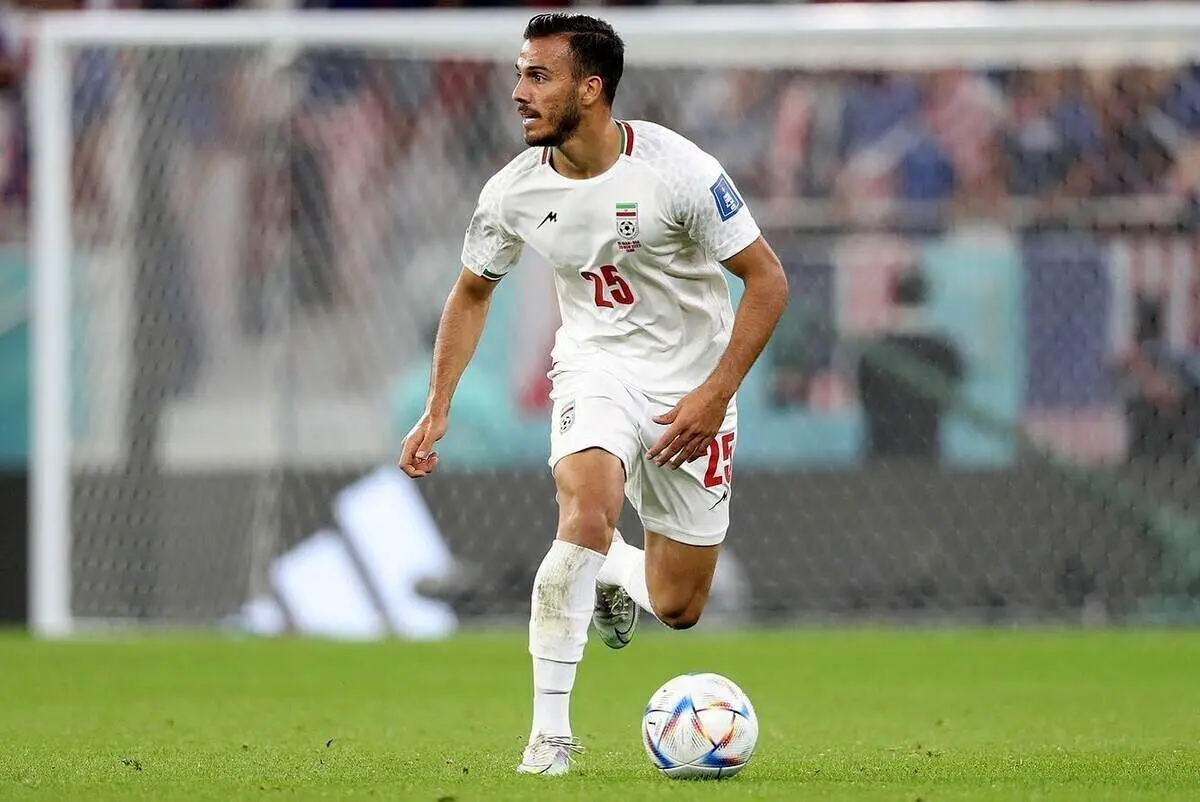 کری‌خوانی جلالی برای رامین رضاییان در تمرین استقلال+عکس