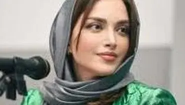 ترسیدن بهنوش طباطبایی از پیرمردِ موبایل به دست در نمایشگاه کتاب!
