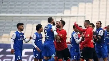بحران خط دفاعی استقلال مقابل تراکتور