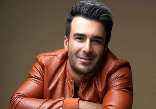 عاشقانه یوسف تصویری جالب از عشق ورزی یوسف تیموری به مادرش