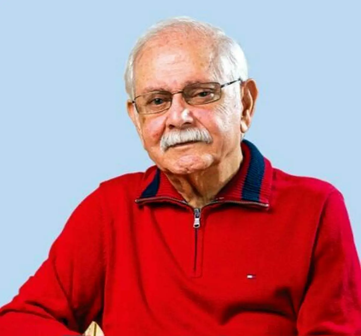 پیکر خواننده پرآوازه گیلان در جوار مزار میرزا کوچک خان آرام می‌گیرد