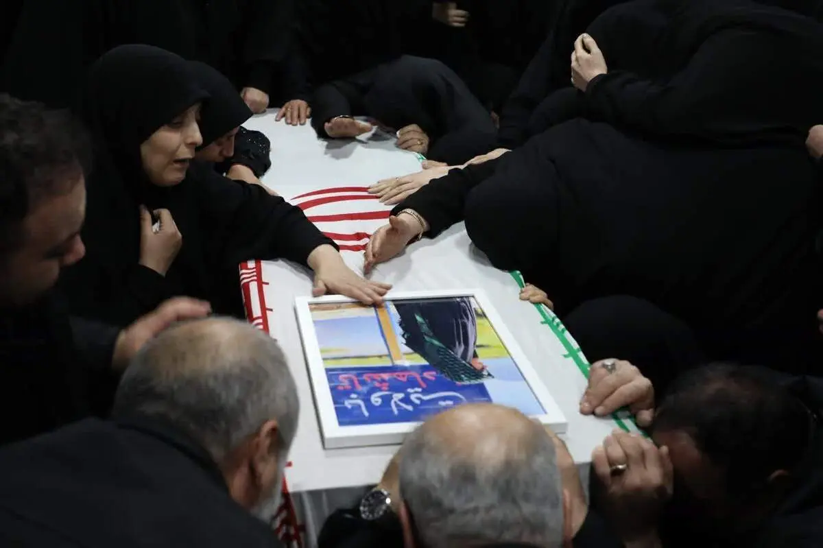 تهرانی‌ها به استقبال یکی از شهدای کرمان آمدند+ فیلم