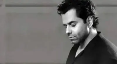 رضا بهرام با ترانه مشهور هایده برای خود آبرو خرید/ویدیو 