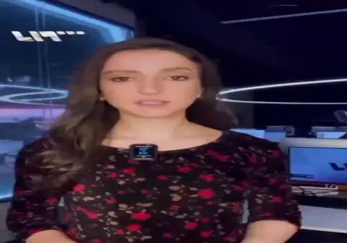 لحظه سرنگونی مجسمه حافظ اسد در سوریه + فیلم