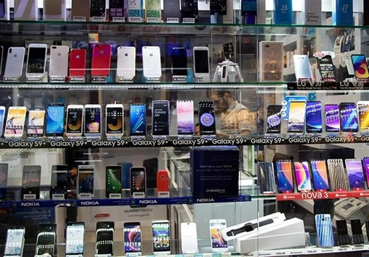 بحران دربازارموبایل؛جهش قیمت قطعات،چرخه تعویض گوشی را تغییر می دهد
