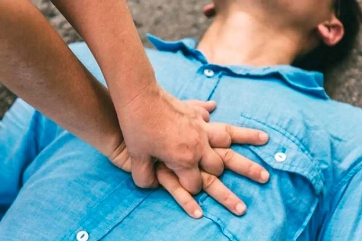 لحظاتی نفس گیر از احیای قلبی سرباز سپاه+ فیلم