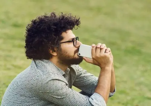 چگونه از شر افکار منفی خلاص شویم؟ 