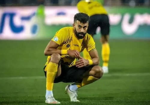 استقلال مرد سال فوتبال ایران را خرید