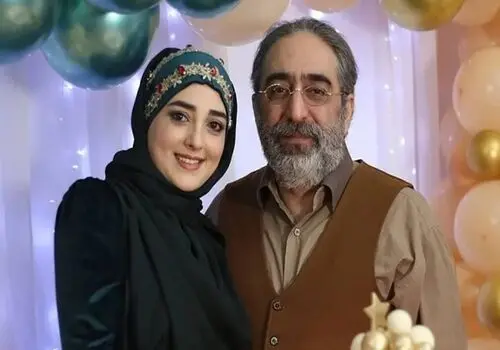خانم مجری تلویزیون عکس خصوص شوهرش را پخش کرد