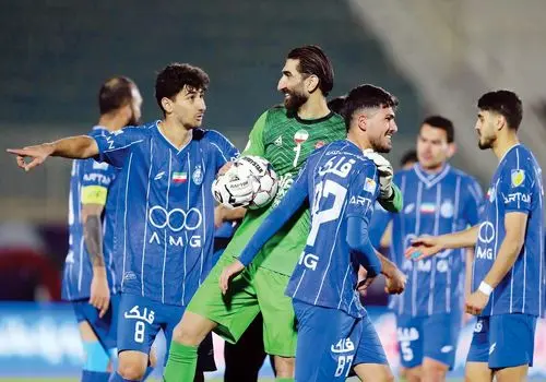 ترکیب احتمالی استقلال مقابل پیکان لو رفت
