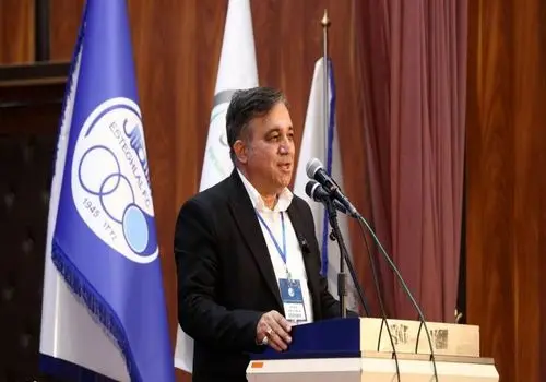 استقبال گرم هواداران استقلال از رامین رضاییان؛ اما جنجال با لیدر تیم!
