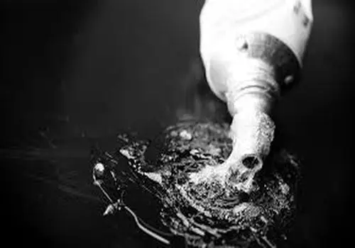 چگونه چسب خشک شده را نرم کنیم؟
