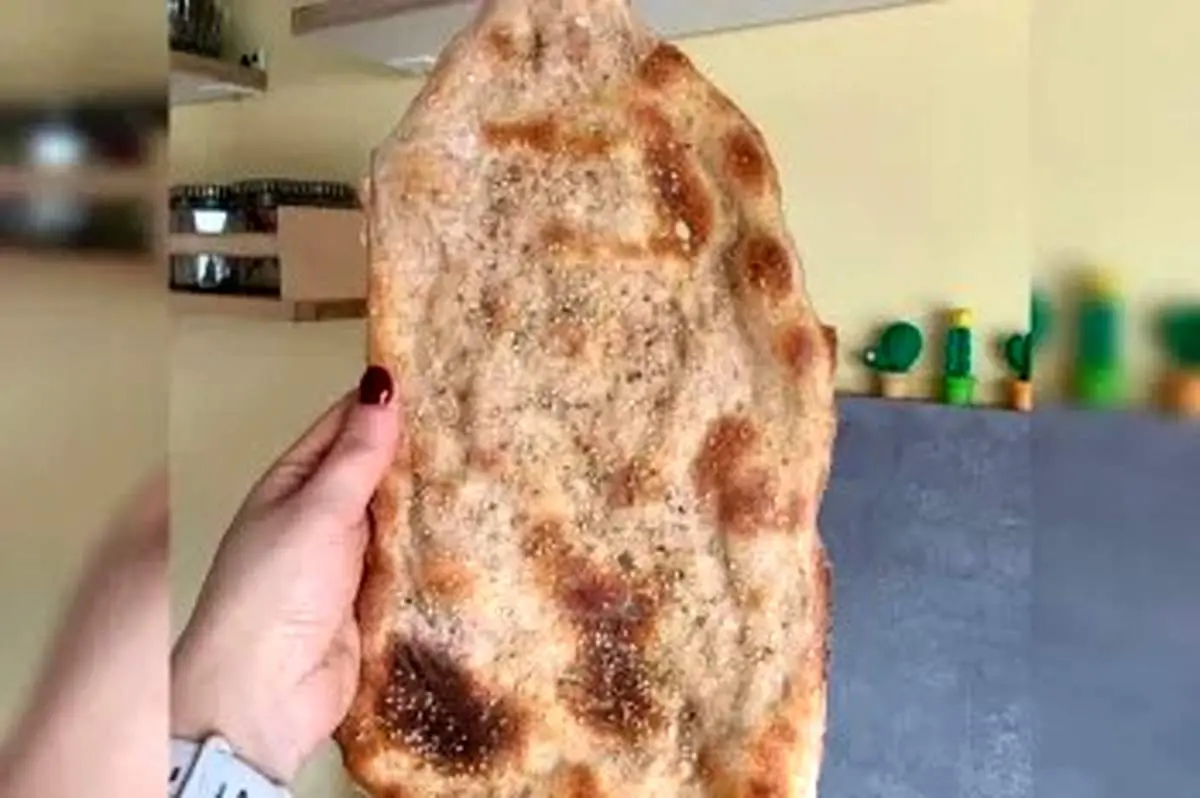 طرز تهیه نان سنگک در خانکی بدون سنگ 

