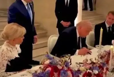 ترامپ به منتقدان توافق: احمق و حسود هستید!