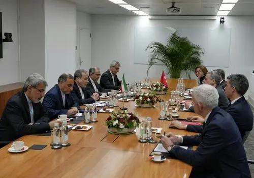 ادعای تلگراف: ایران و آمریکا بر سر عناصر بالقوه توافق کردند