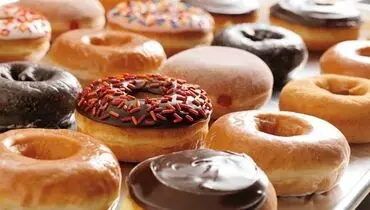 کالری پیراشکی چقدر است؟
