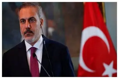 فیدان: ایران و آمریکا تنگه هرمز را باز کنند