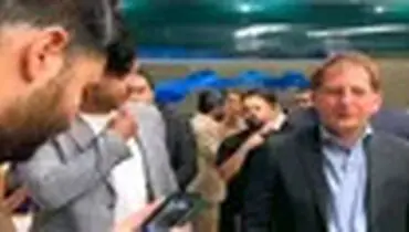 تصاویر جنجالی افتتاح کافه بابک زنجانی با حضور زنان بی‌حجاب/ویدیو 