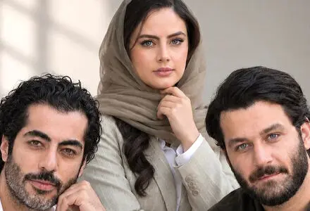 قاب دیدنی دو بازیگر سریال «بامداد خمار» در مراسم اکران+عکس