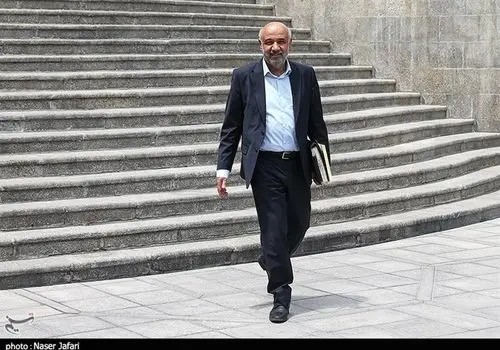 وزیر کار: کالابرگ شاید برای طبقه متوسط ناچیز باشد، اما برای نیازمندان حیاتی است