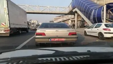 لحظه توقیف خودروی یک مدیر دولتی متخلف+ فیلم