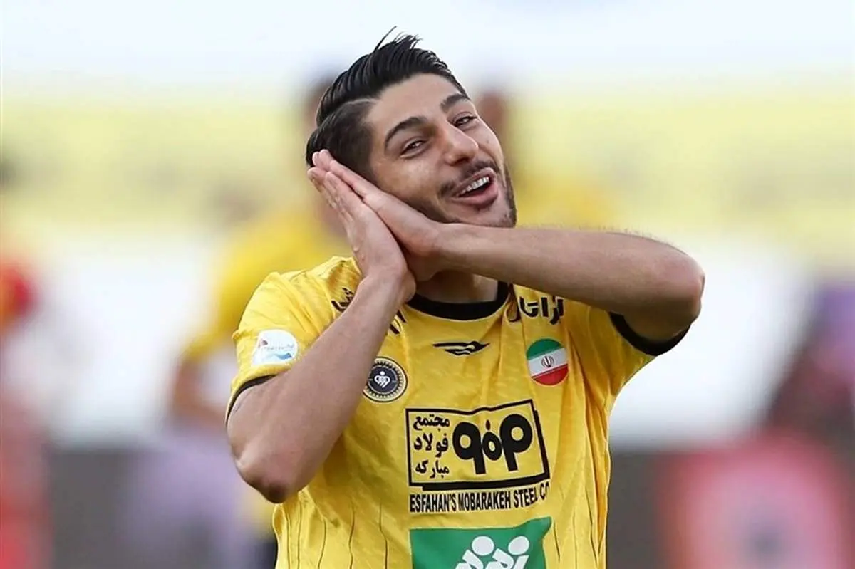 سپاهان و تراکتور در جدال برای ستاره لژیونر