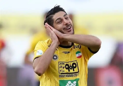 سپاهان و تراکتور در جدال برای ستاره لژیونر