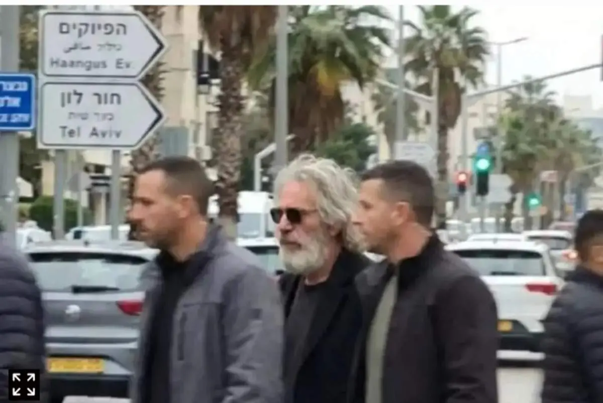 شایعه داغ در شبکه‌ها: اپستین زنده و در اسرائیل دیده شد!+عکس