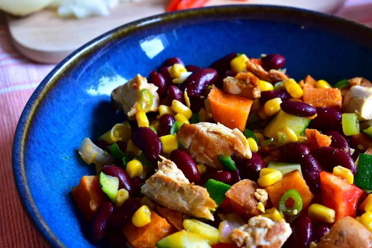 راز یک سالاد: هم سیرکننده، هم دوستدار لاغری!