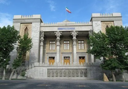 
احضار روسای نمایندگی‌های چند کشور غربی به وزارت خارجه ایران
