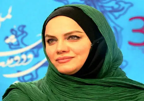 چهره های مطرح سینما گرد هم آمدند؛ استقبال بازیگران از کتاب جدید نرگس آبیار+تصاویر 