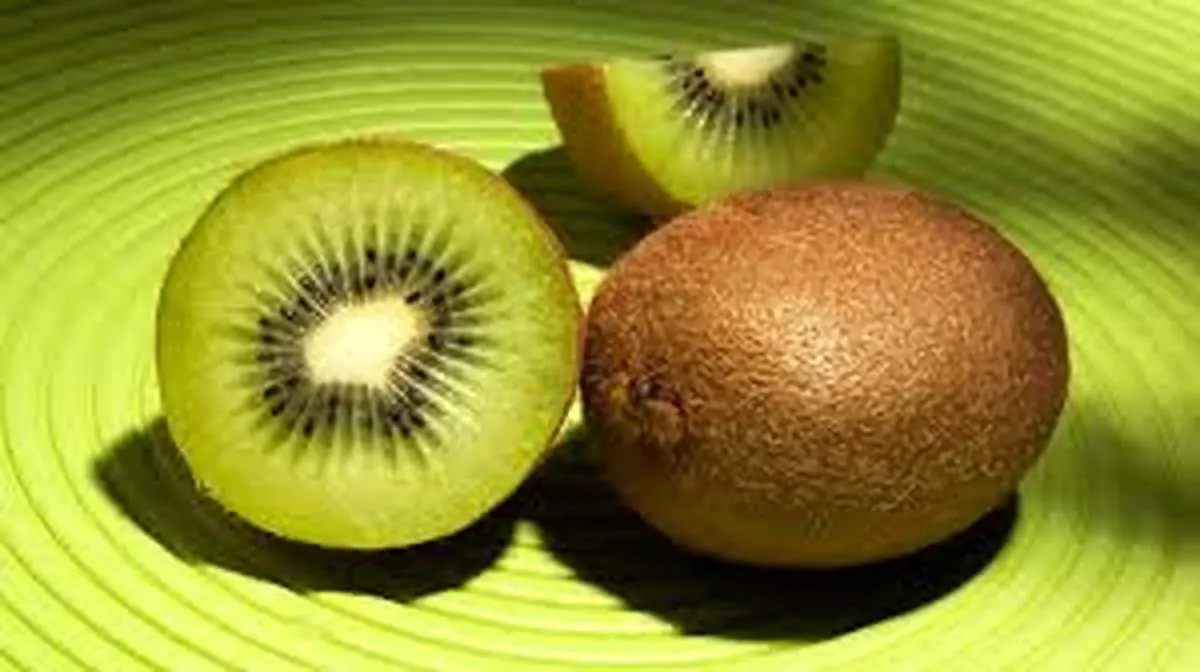  خواص و مضرات کیوی