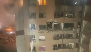 یک پدر در جست‌وجوی دختر خود زیر آوار+فیلم