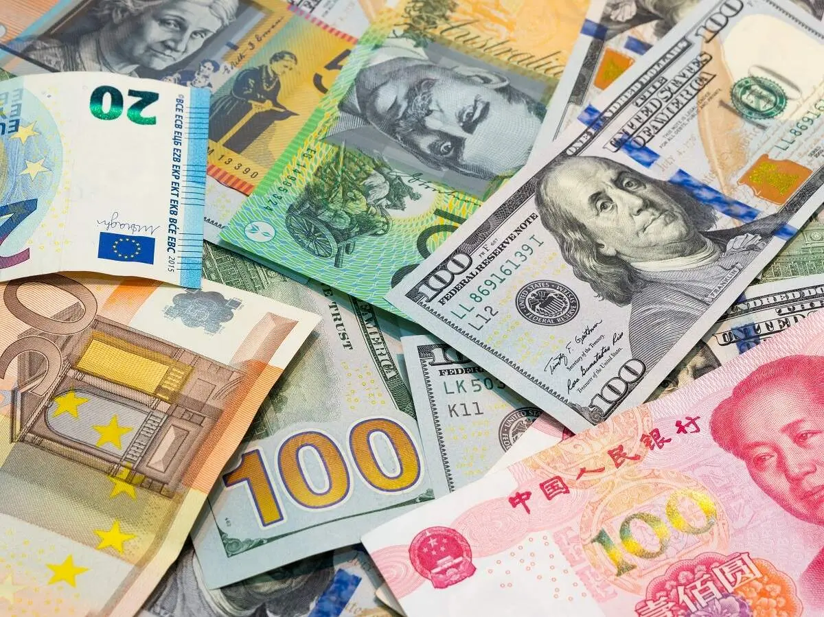 قیمت دلار و یورو امروز پنجشنبه ۱۷ مهر چقدر شد؟+ جدول 