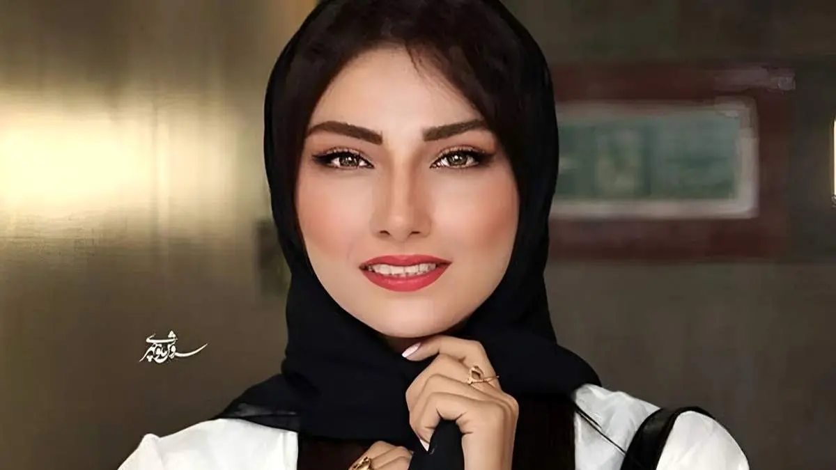 ساعت ۳۵۸ میلیون تومانی محیا دهقانی/عکس