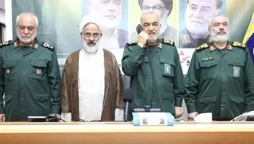 لحظه اعلام رمز عملیات وعده صادق۲ به رئیس‌جمهور توسط سردار سلامی+فیلم