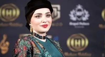 قاب صمیمانه بهنوش طباطبایی و بازیگر سریال لیسانسه‌ها