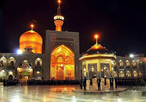 تصویر قدیمی از مراسم عزاداری عاشورا در حرم مطهر رضوی