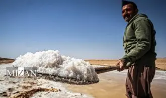 برداشت سنتی نمک از رودخانه «کالشور»+ تصاویر