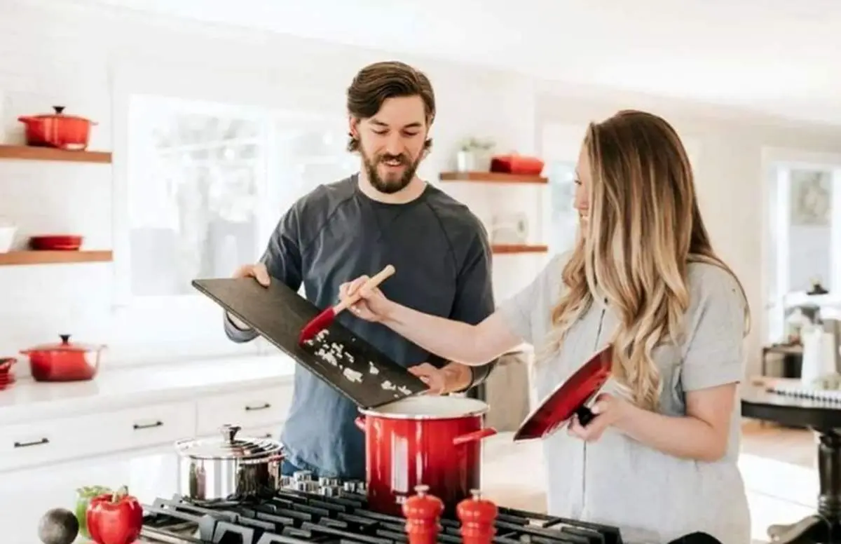 هم‌خانه بودن با دیگران، روده را تغییر می‌دهد!