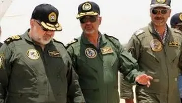 عکس فرمانده نیروی هوایی در مرز توجه‌برانگیز شد