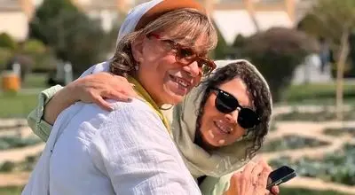 استایل رنگارنگ گوهر خیراندیش و شهره سلطانی در اصفهان سوژه شد + عکس