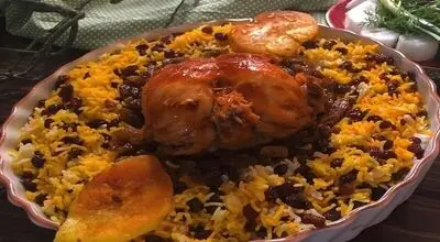 طرز تهیه ممیج‌پلا؛ غذای اصیل مازندرانی با مرغ و کشمش


