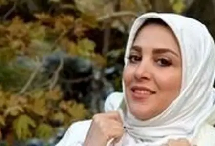 پوشش متفاوت ژیلا صادقی در اکران یک فیلم