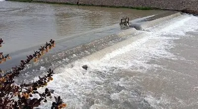 سرریز شدن سدمعروف مراغه در ایران