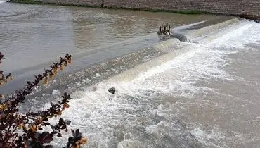 سرریز شدن سدمعروف مراغه در ایران