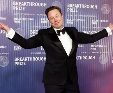 ایلان ماسک: موج هوش مصنوعی، مشاغل دفتری را در هم خواهد شکست